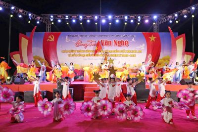 TRƯỜNG TH NGUYỄN NGHIÊM THAM GIA CHƯƠNG TRÌNH VĂN NGHỆ CHÀO MỪNG THÀNH CÔNG BẦU CỬ PHƯỜNG CẨM THÀNH